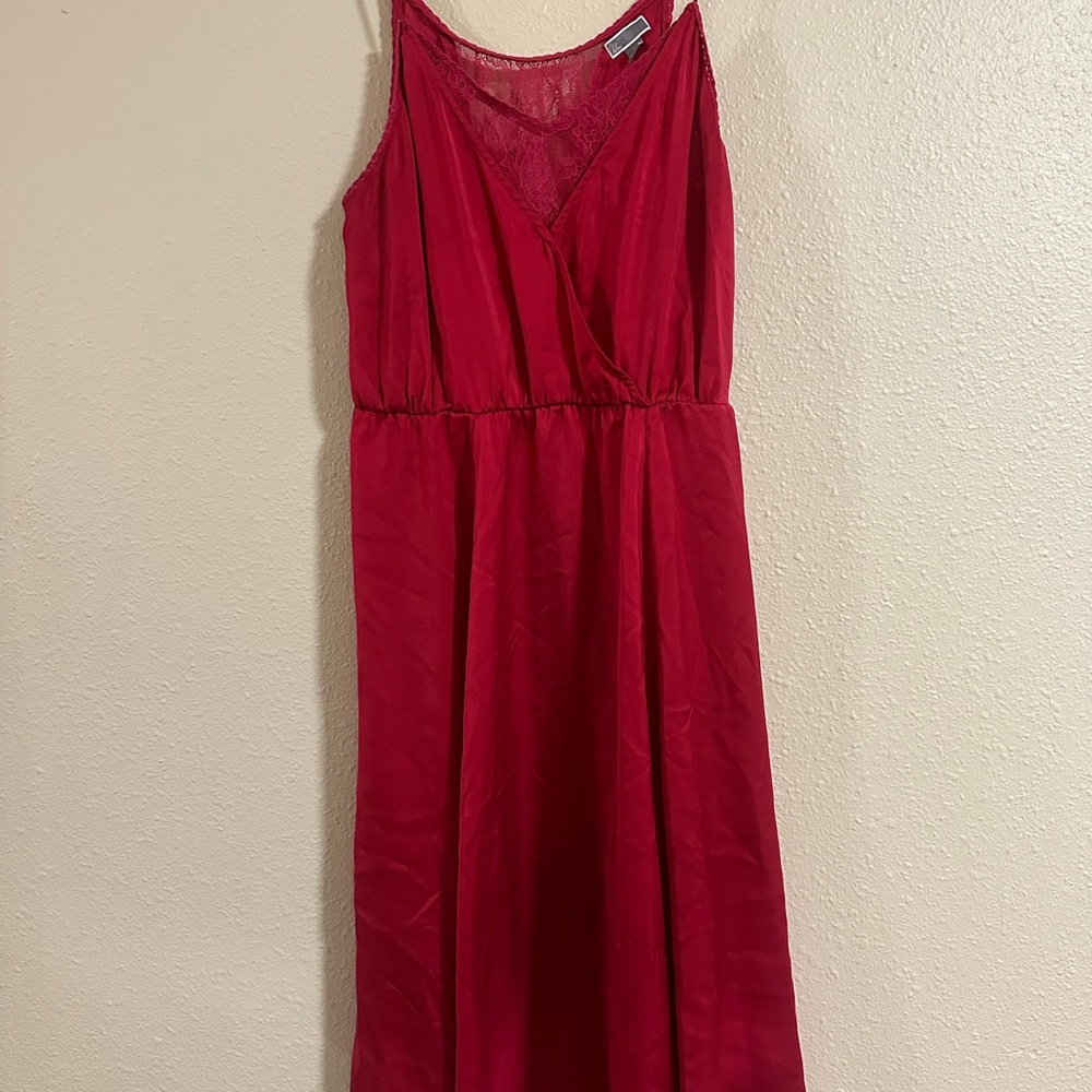 Chelsea28 Red Midi Dress